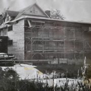 Construction of the new dormitory wing, 1957. Gamma Zeta of Beta Theta Pi photo.